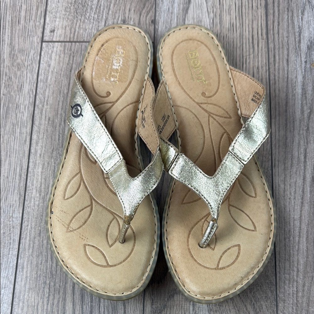 Born metallic gold flip flop